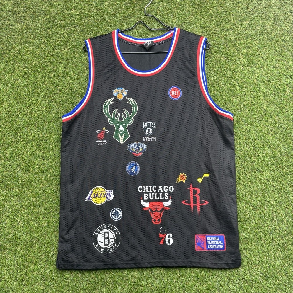 NBA Ultra Game Logo Jersey Mens XL Black Embroidered Logos Basketball Bulls